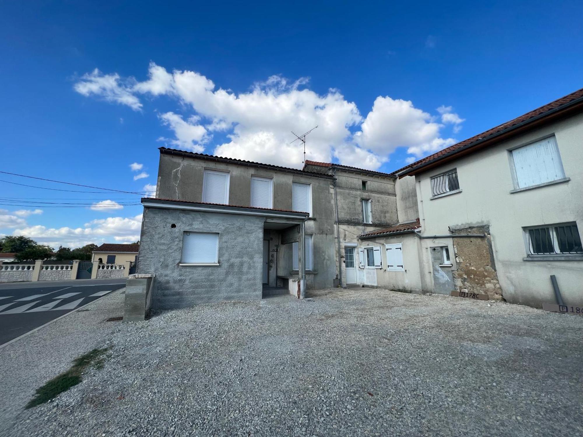 180B - Duplex T2 Tout Confort - Wifi Netflix Le Gond-Pontouvre Eksteriør bilde